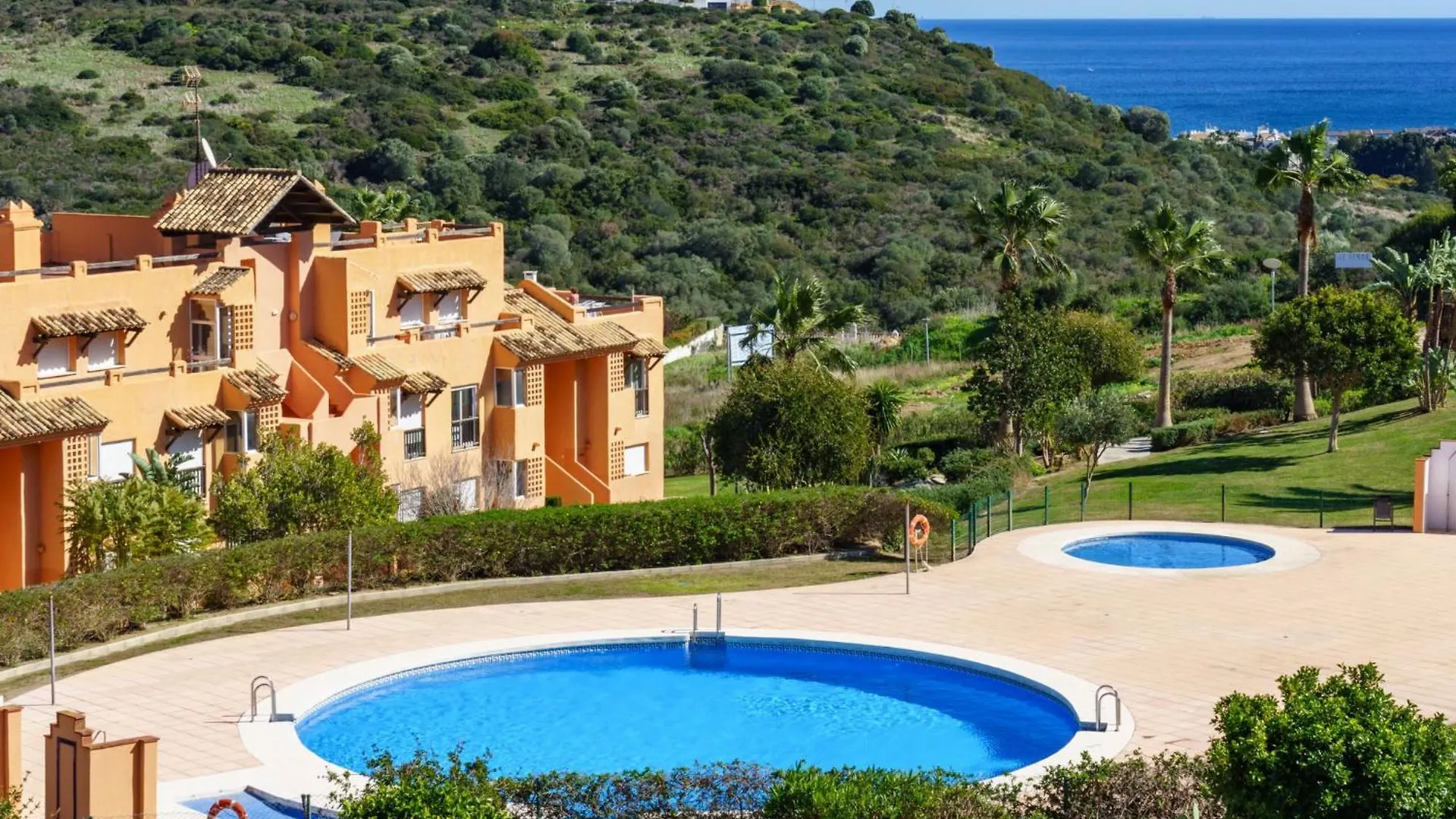 Apartment Casares Del Sol By Interhome